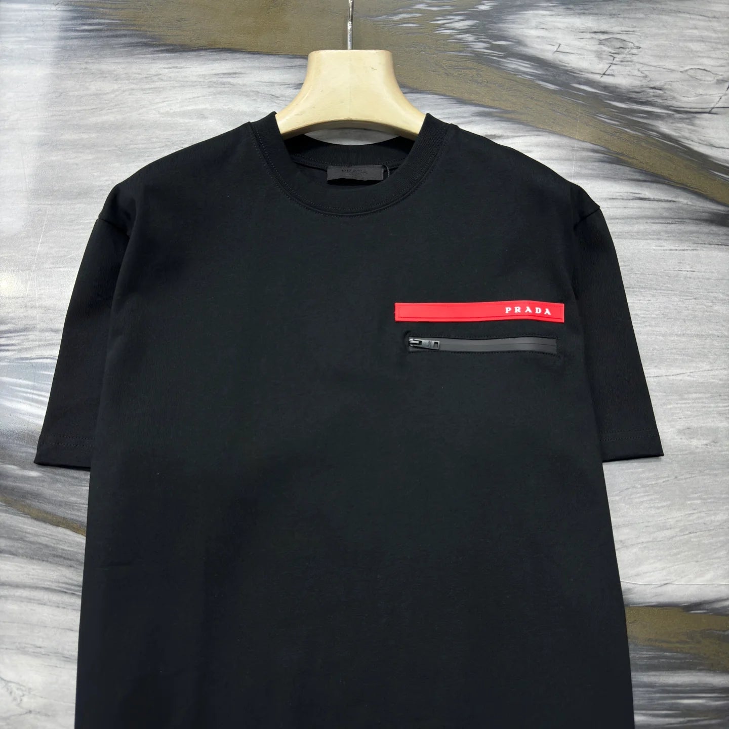 PRADA TSHIRT