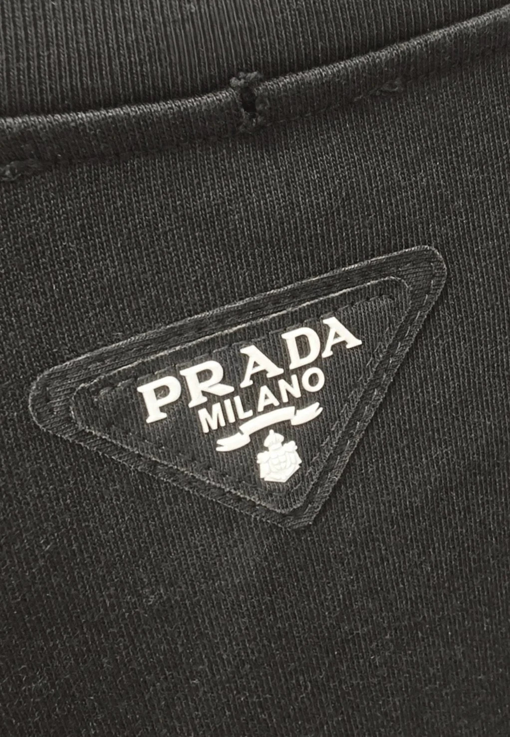 PRADA TSHIRT