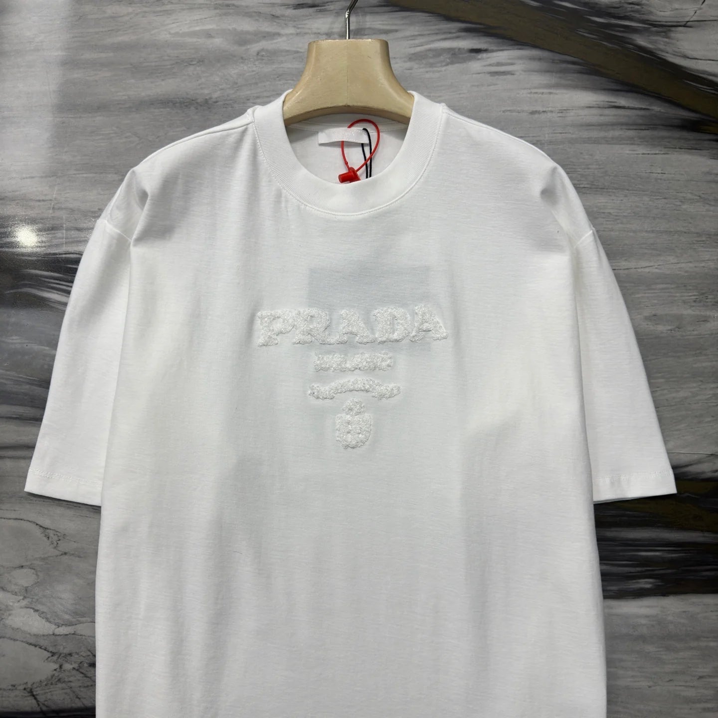 PRADA TSHIRT