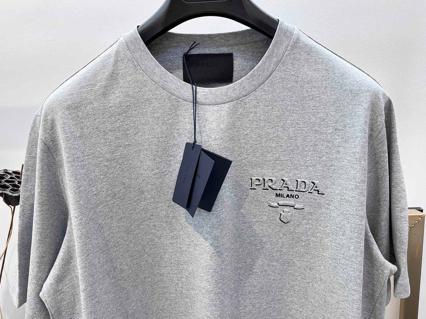 PRADA TSHIRT