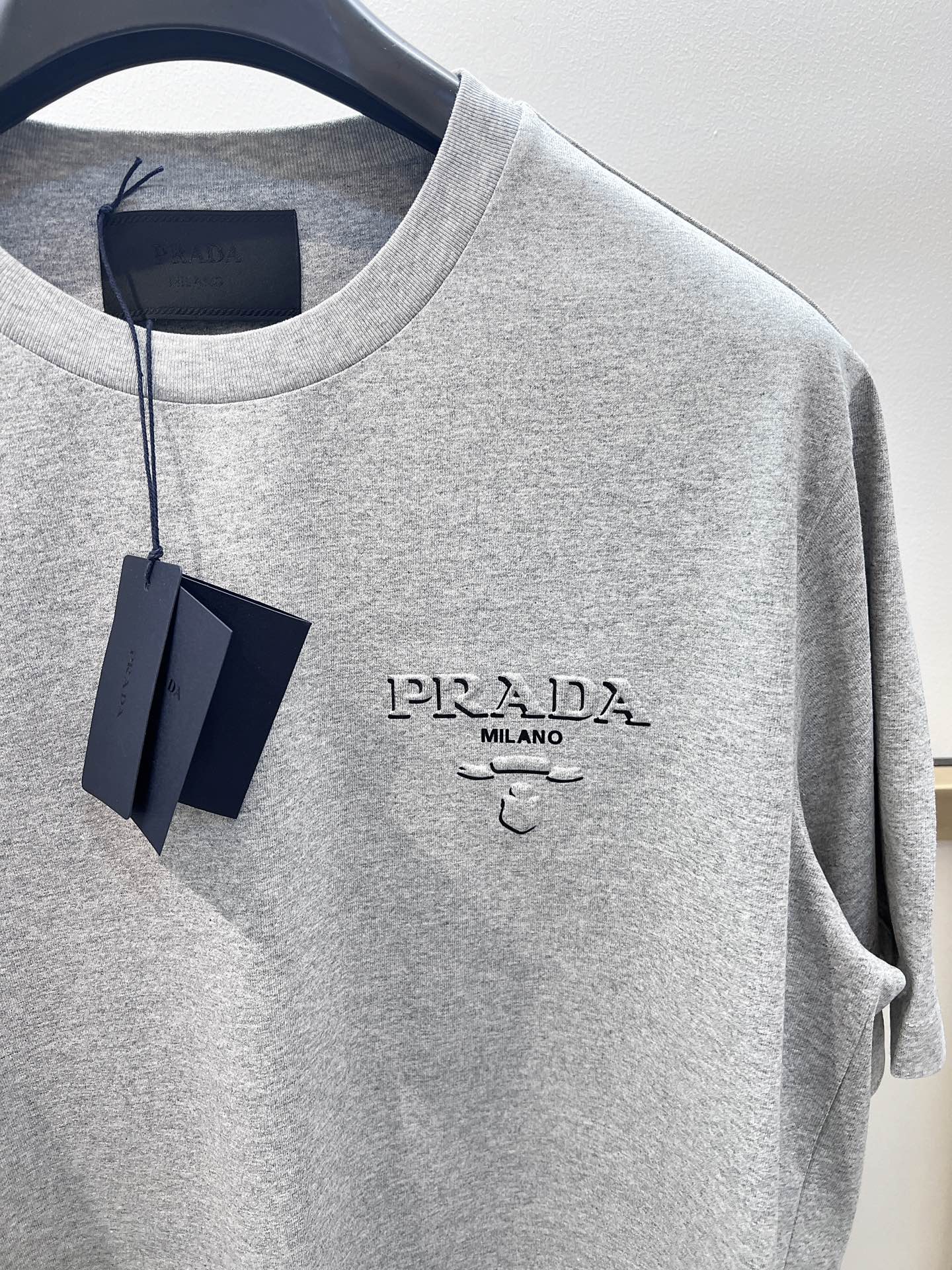PRADA TSHIRT