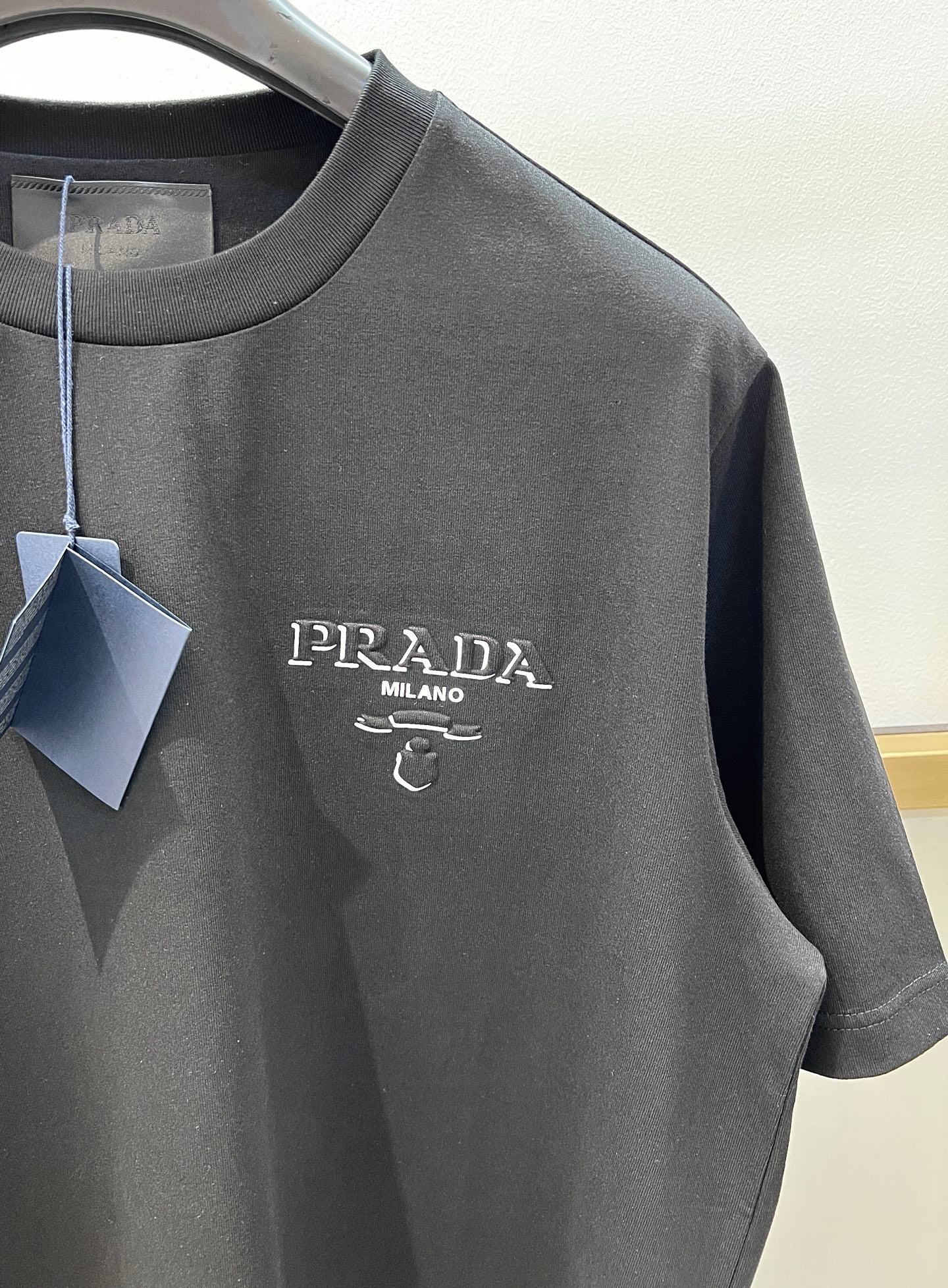PRADA TSHIRT