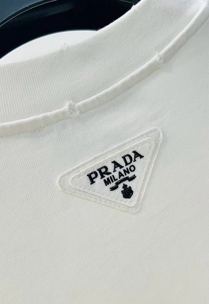 PRADA TSHIRT