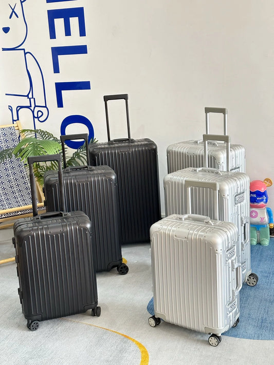 RIMOWA LUGGAGE
