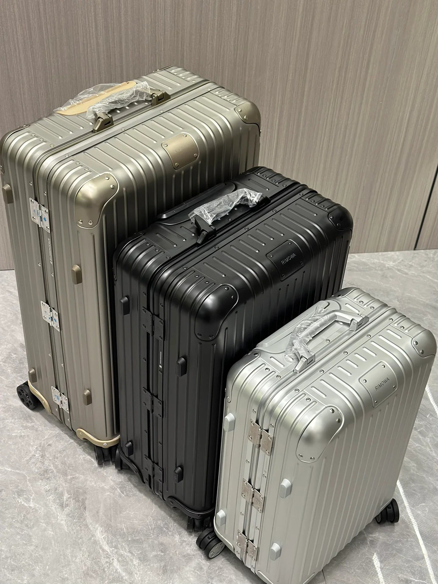 RIMOWA LUGGAGE