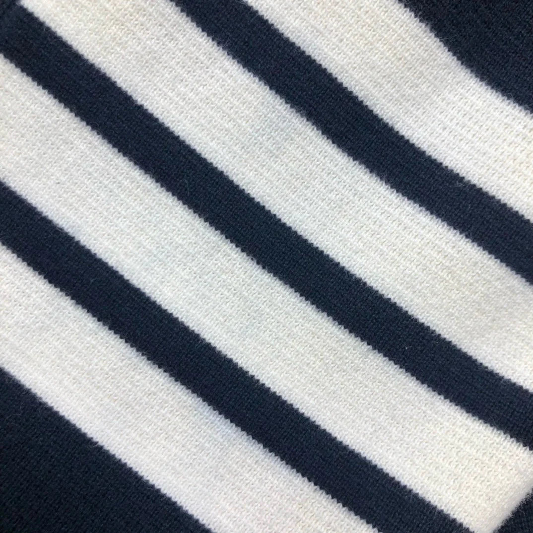 TB SWEATER