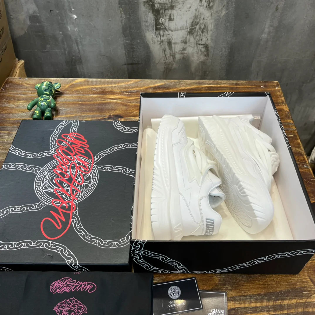 VERSACE SNEAKER