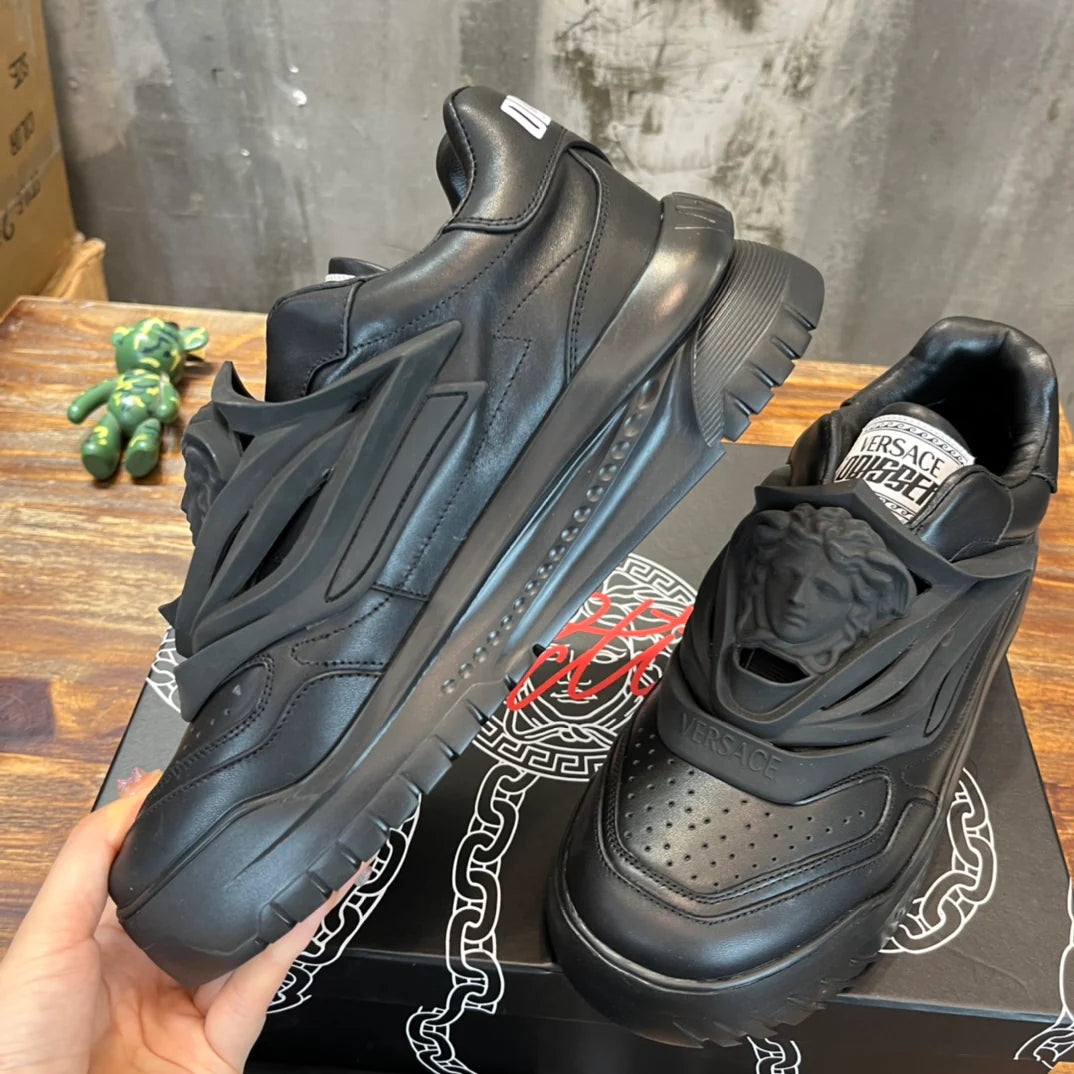 VERSACE SNEAKER