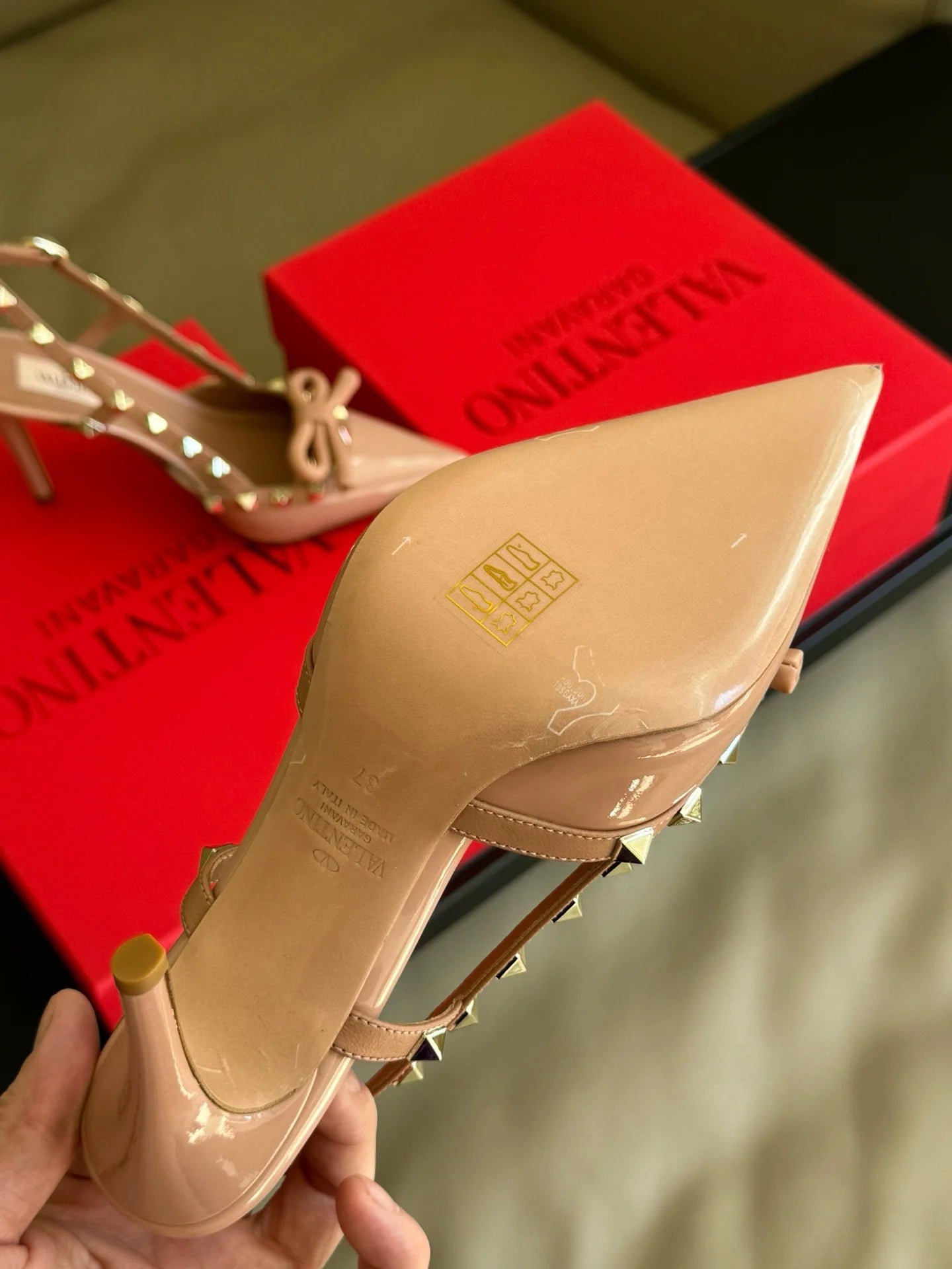 VLTN HEELS