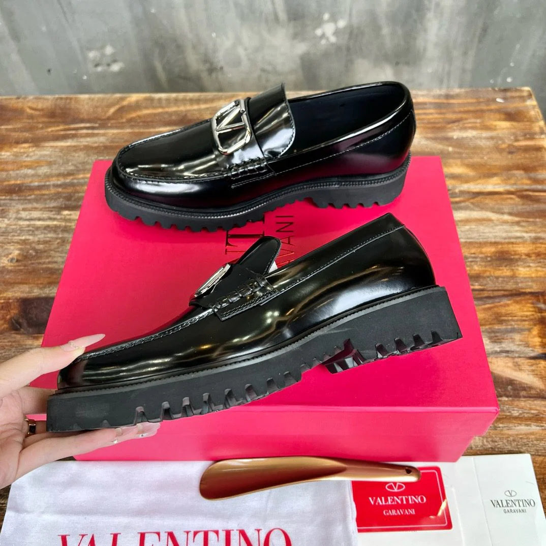 VLTN LOAFER