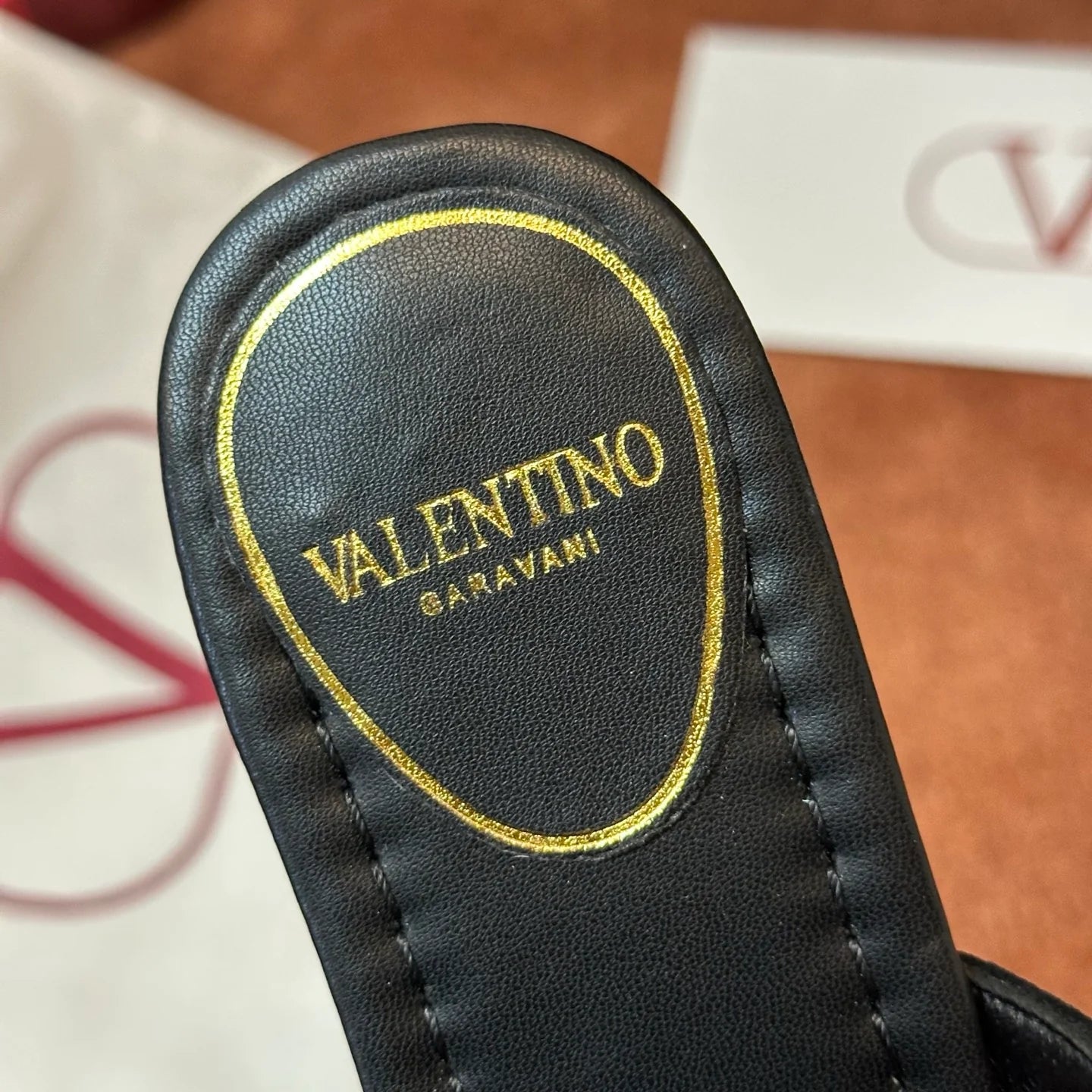 VLTN SANDAL