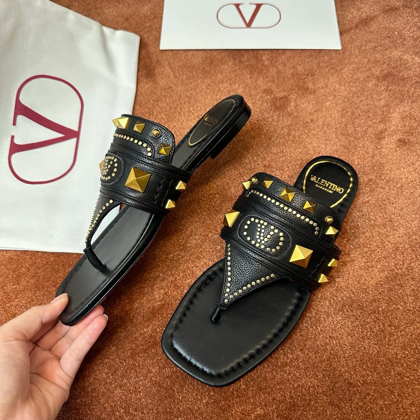 VLTN SANDAL