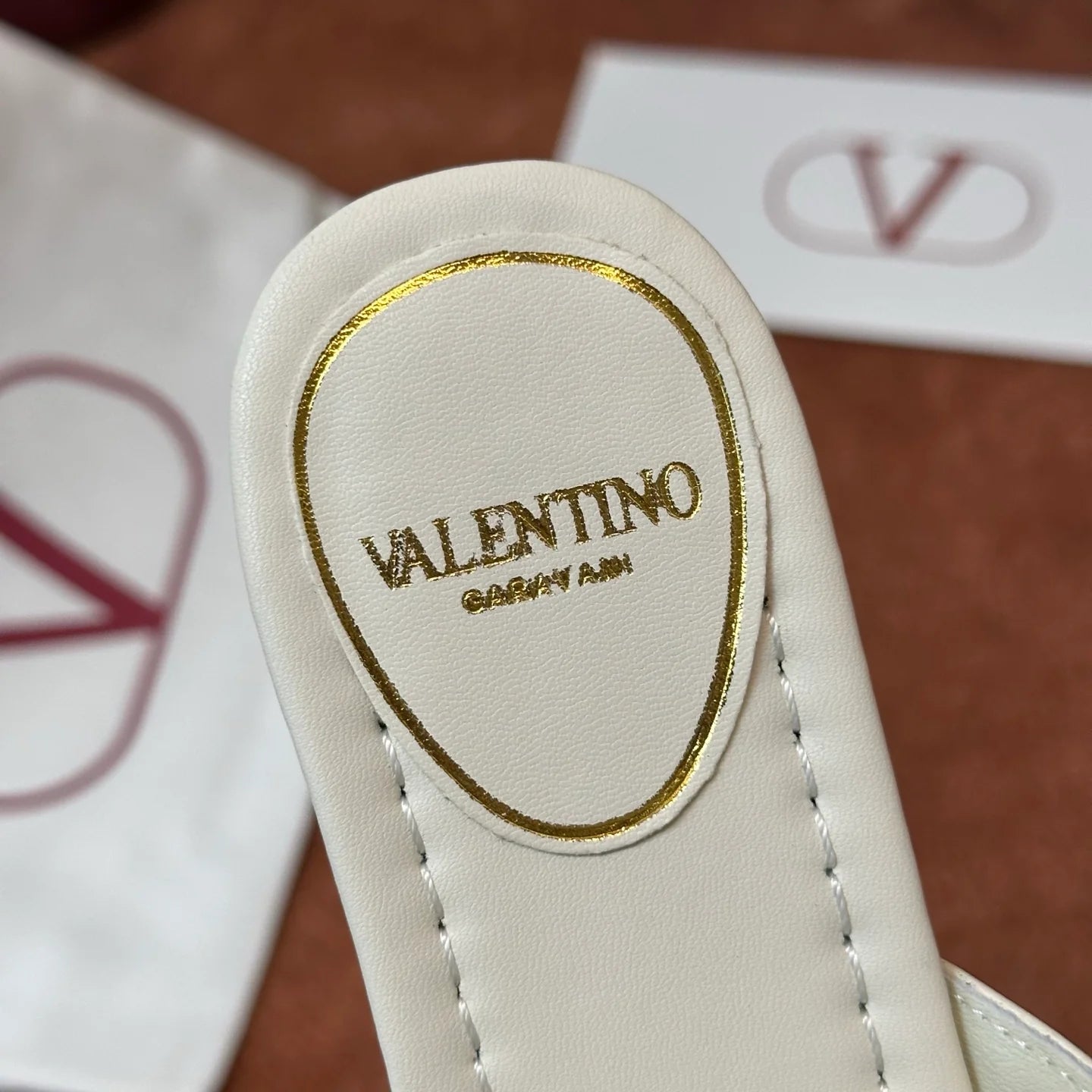 VLTN SANDAL