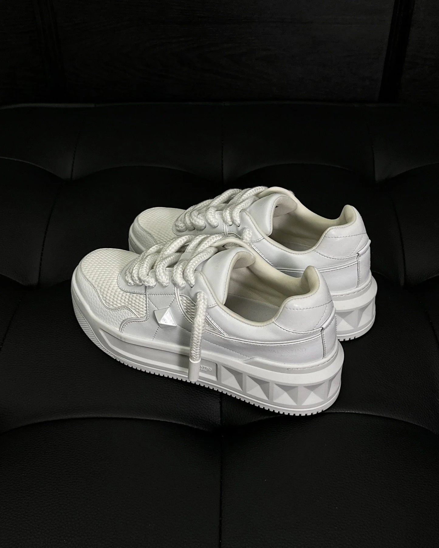 VLTN SNEAKER