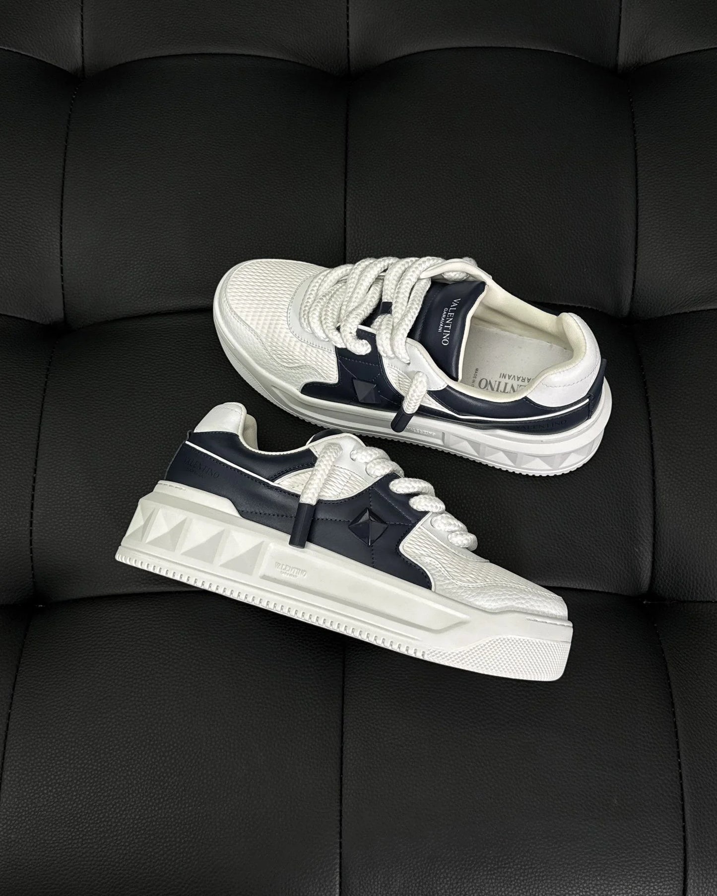 VLTN SNEAKER