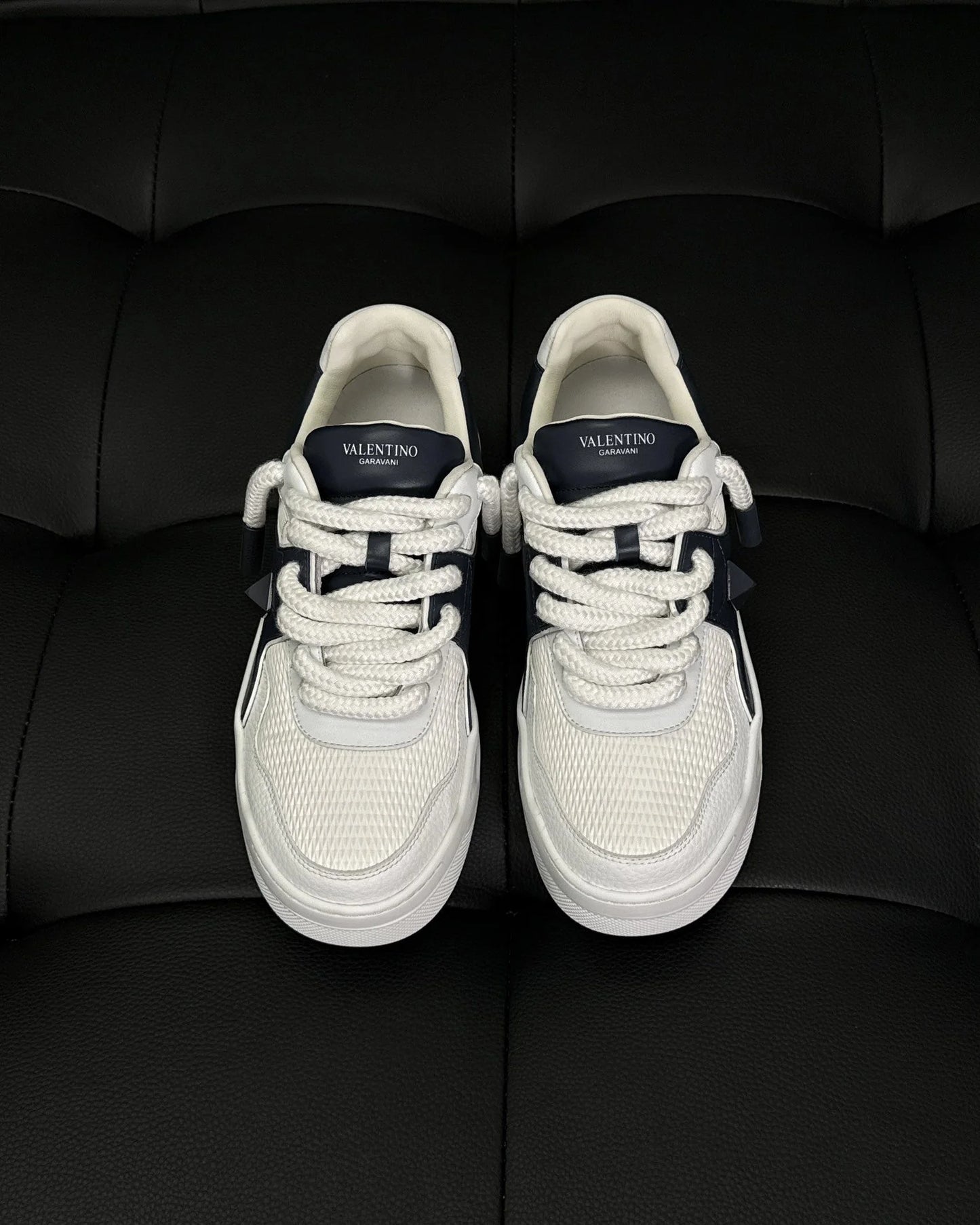 VLTN SNEAKER