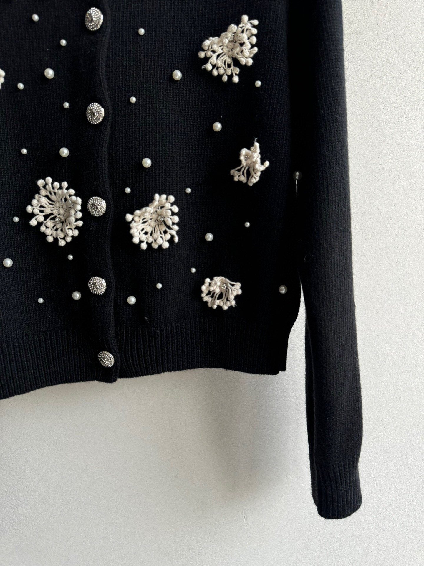 VLTN TOPS