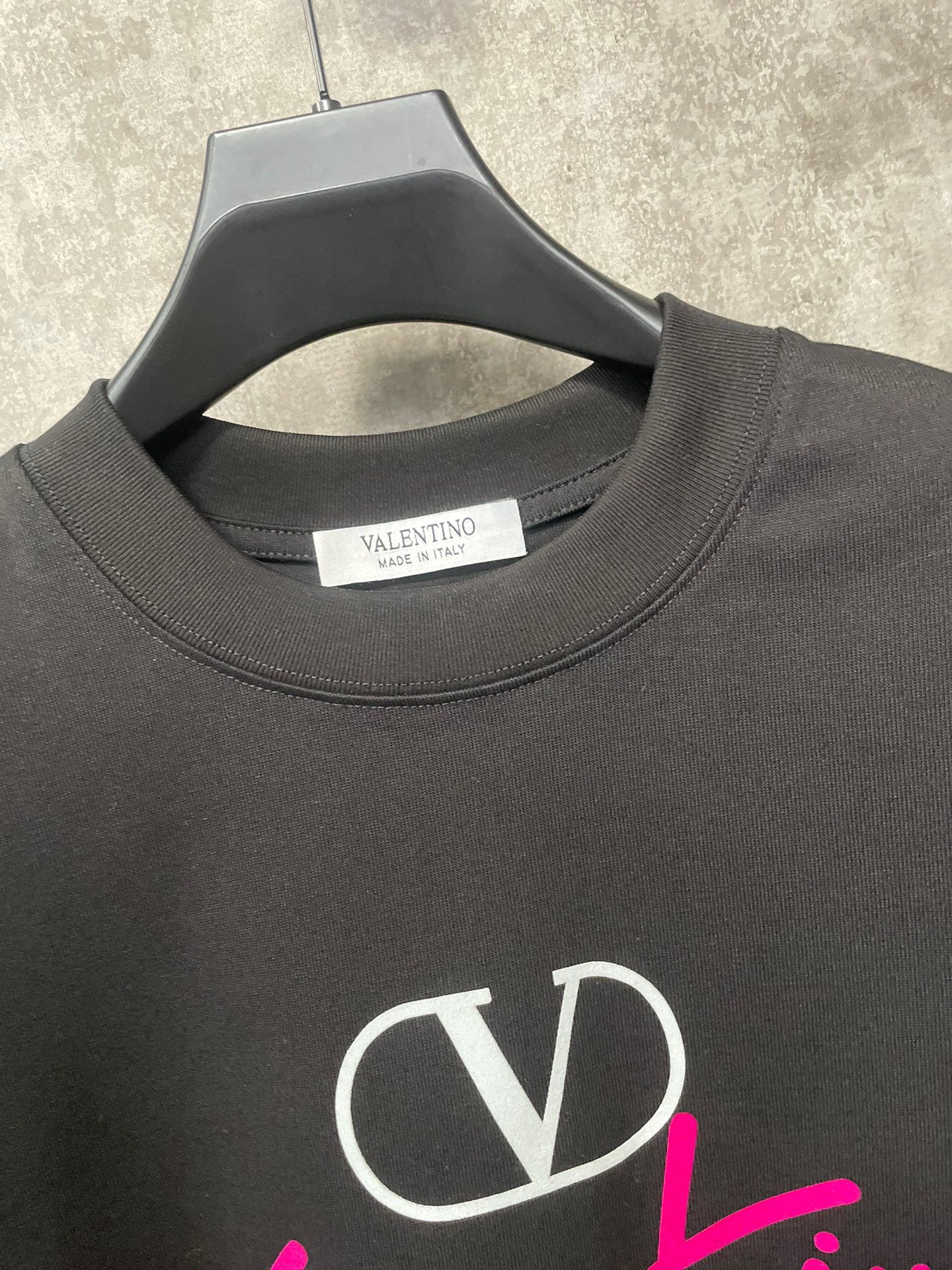 VLTN TSHIRT