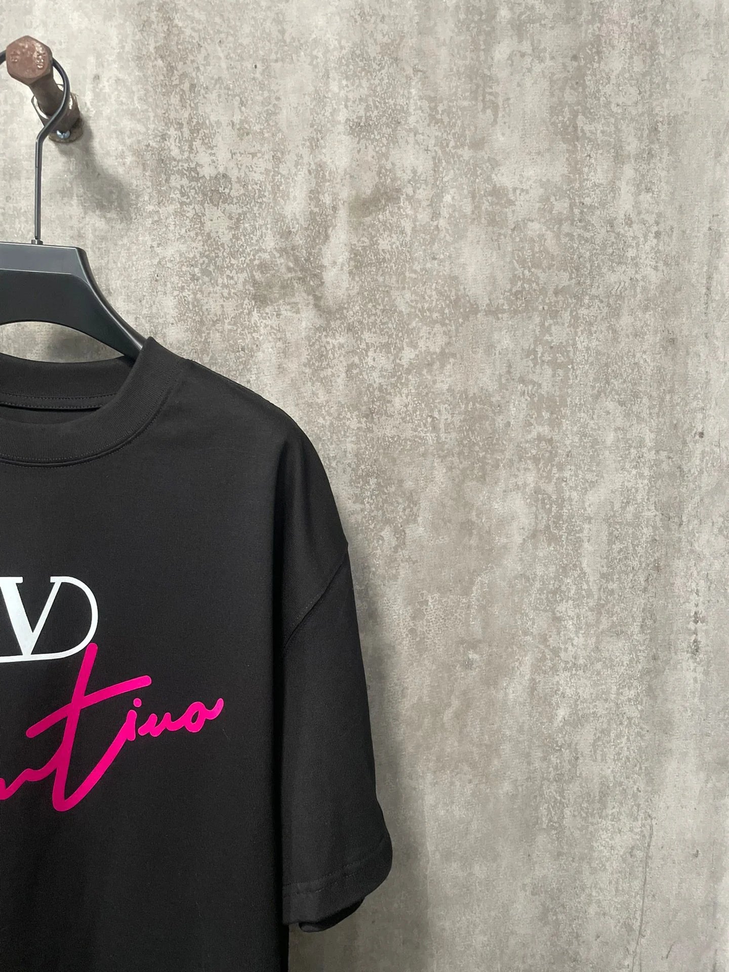 VLTN TSHIRT