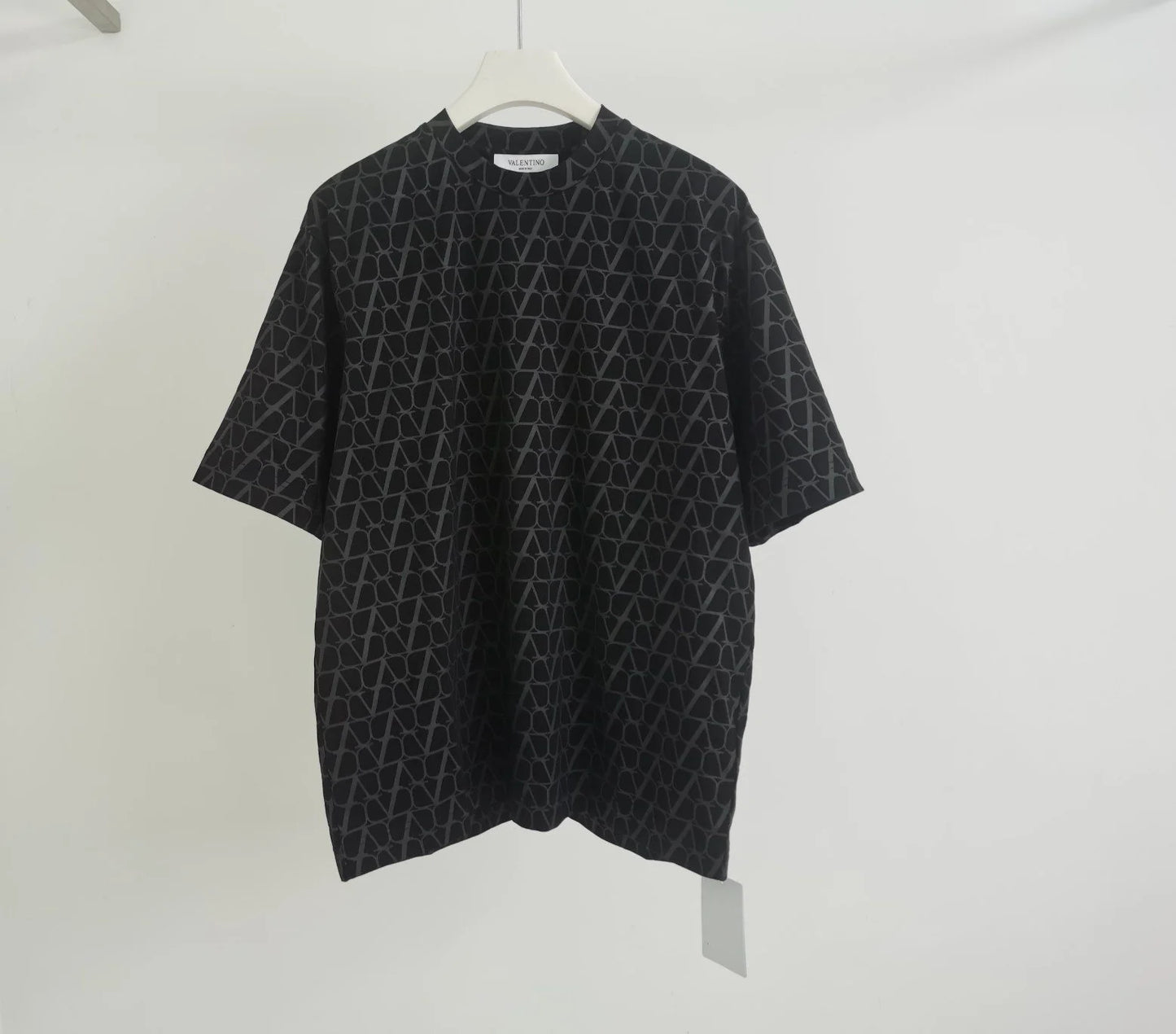VLTN TSHIRT