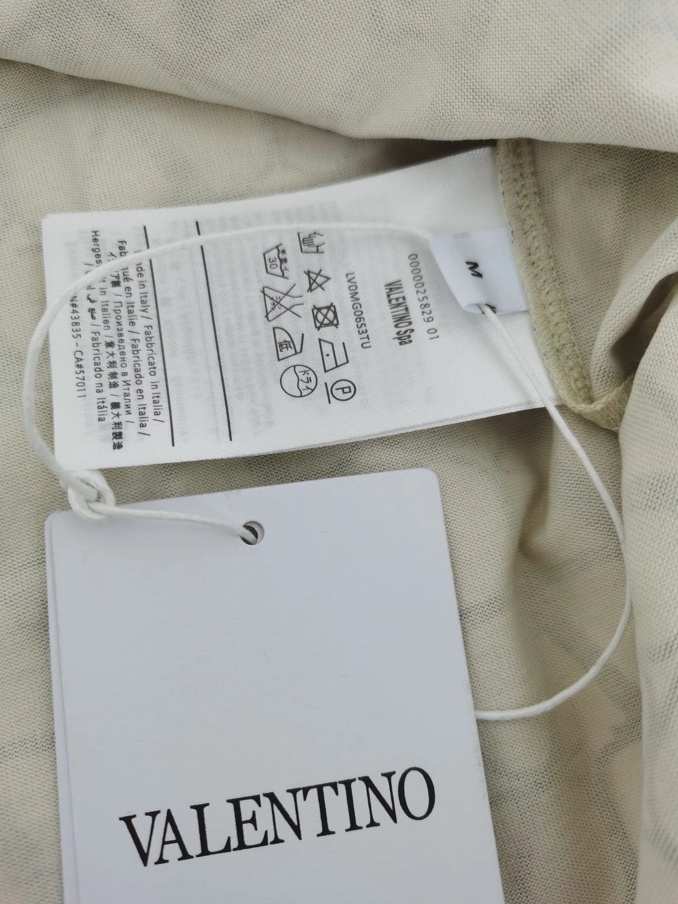 VLTN TSHIRT